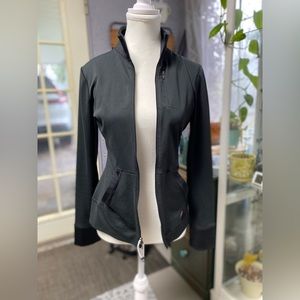 New balance black zip up light weight jacket size extra small